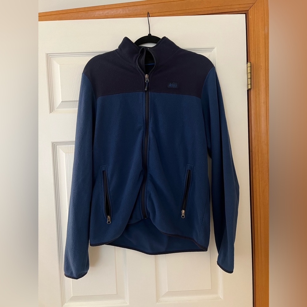 REI navy blue fleece jacket
